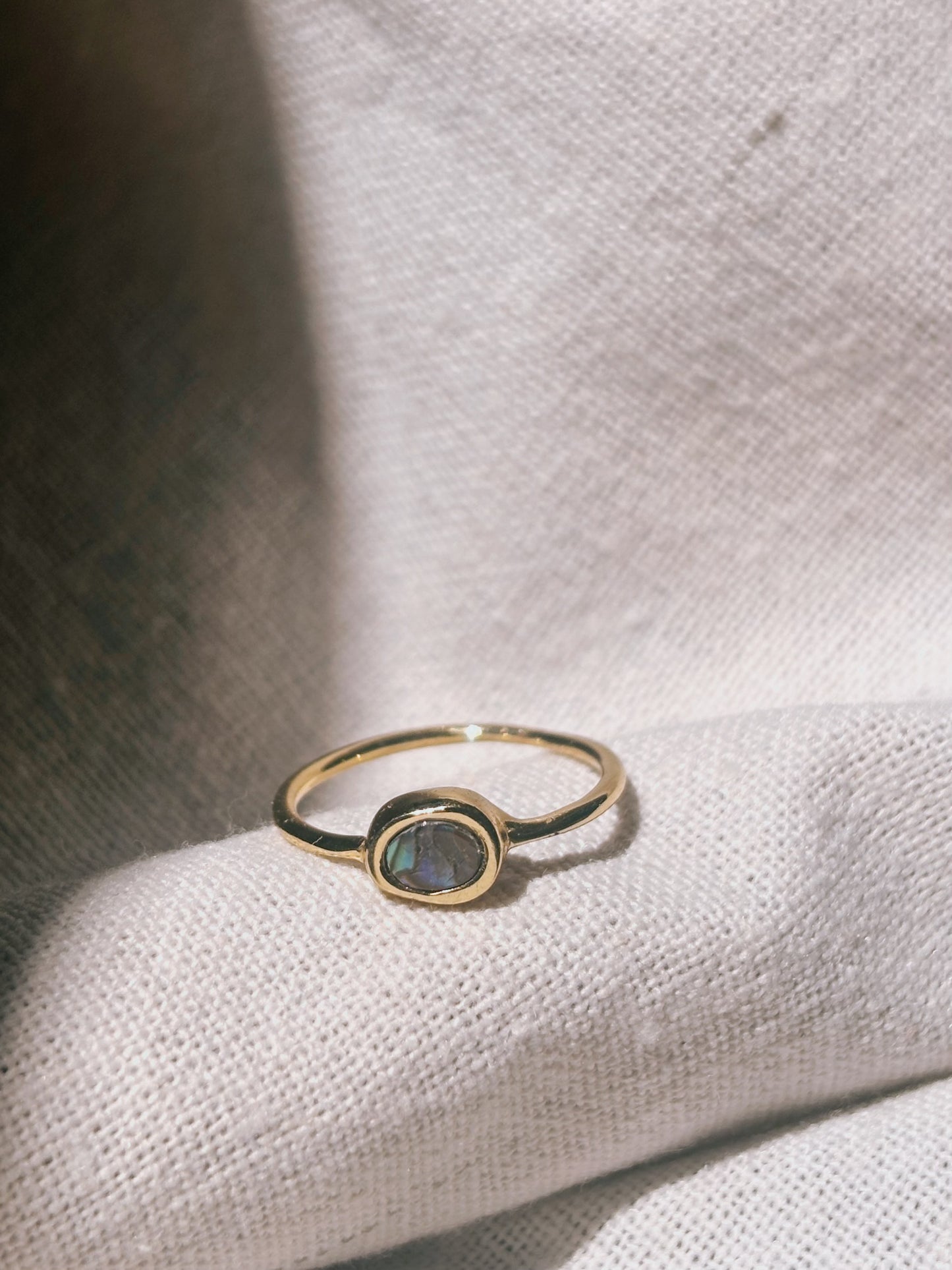 ADE Pāua(Abalone) Ring Gold