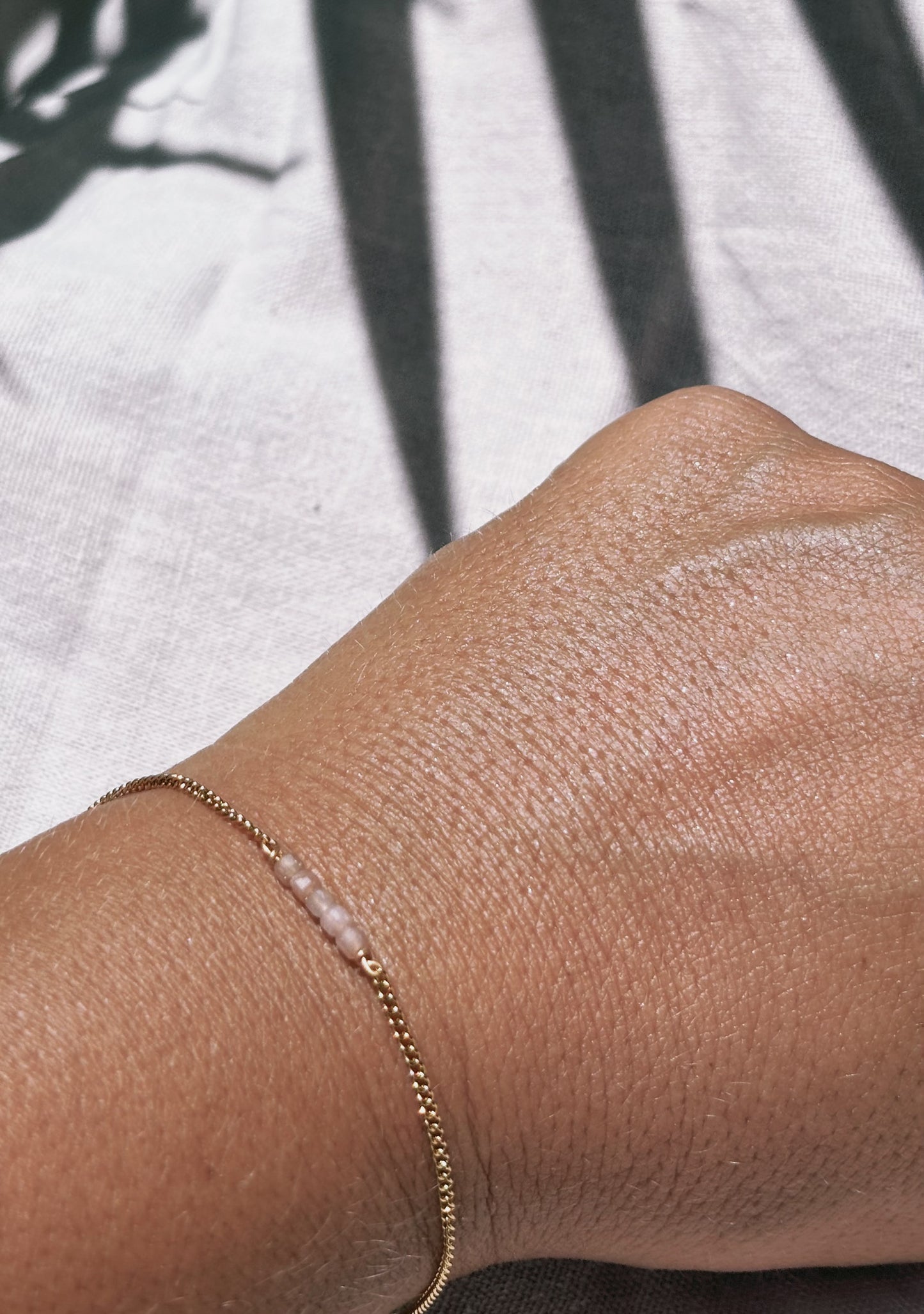 NALILET Gold Pfirsich Mondstein Armschmuck | Bracelet Gold