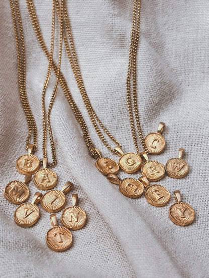 BUCHSTABEN Halskette | LETTER Necklace Gold