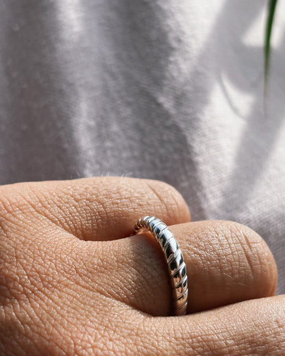 EMILY (twisted) Ring Silver