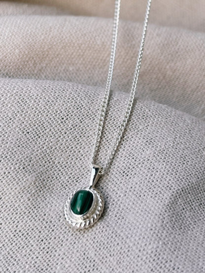 MILYA Malachit Halskette | Necklace Silver
