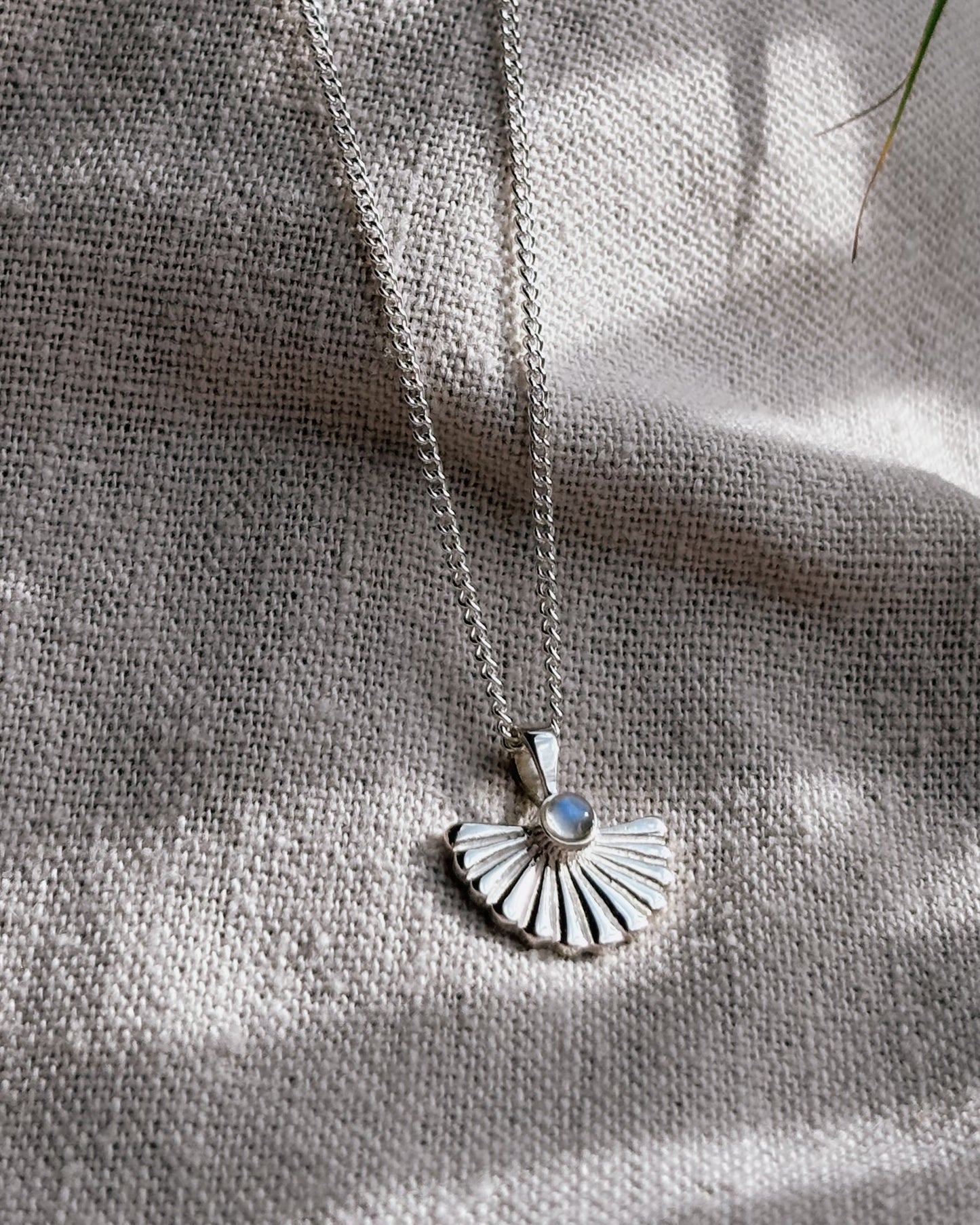 RAISA Moonstone Halskette | Necklace Silver