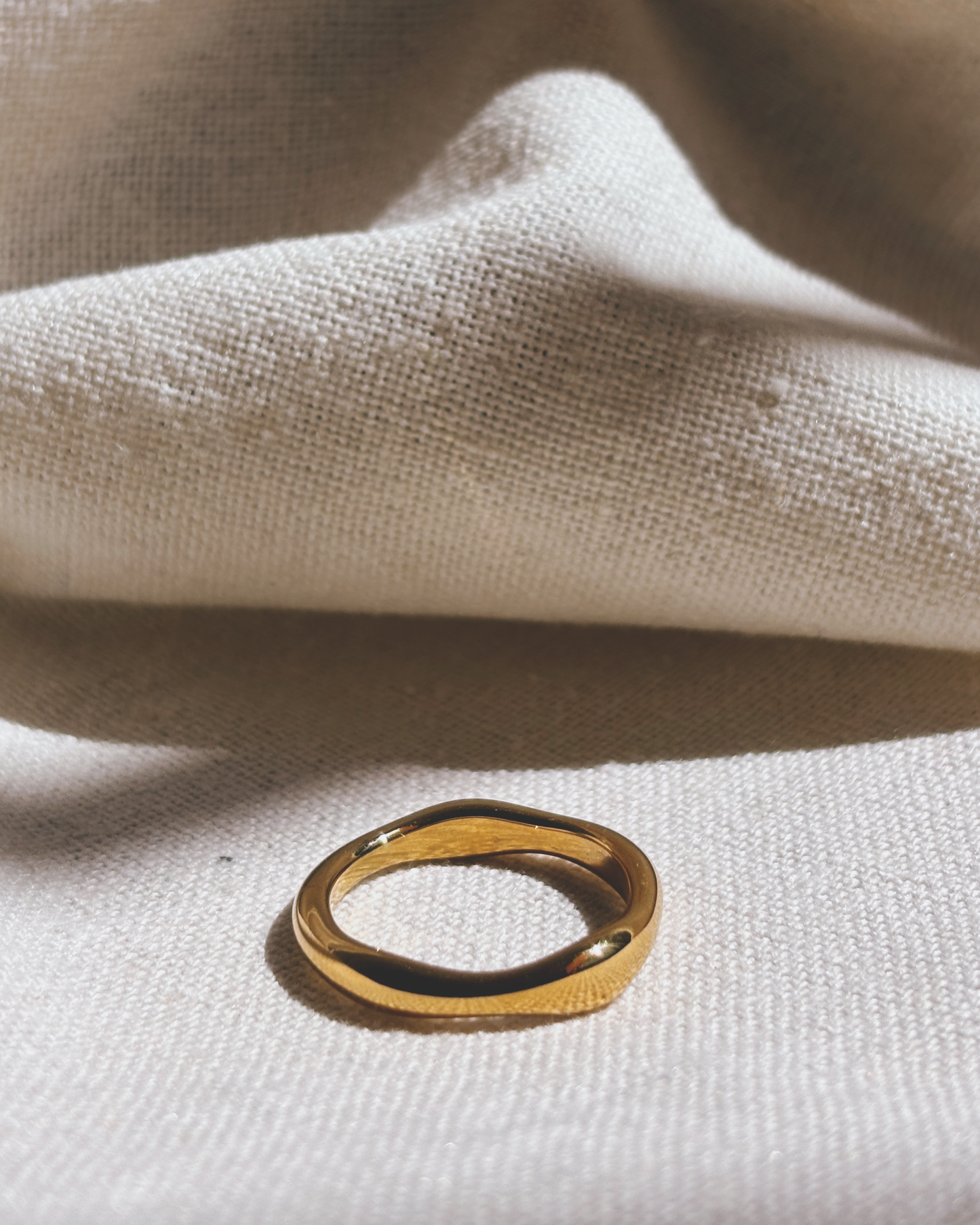 BENITA Ring Gold