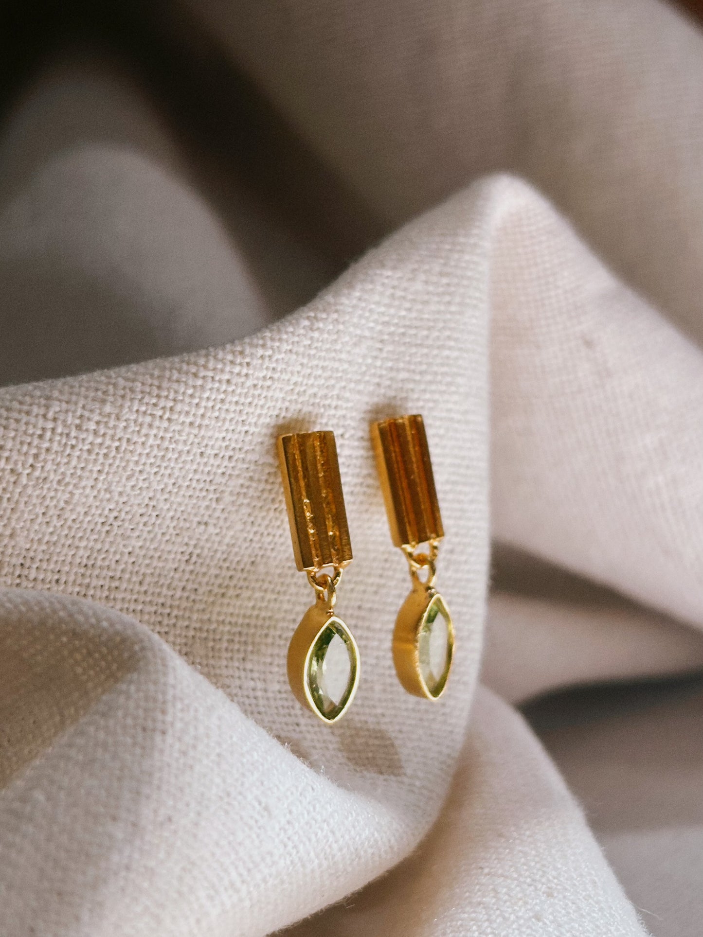 NALA Peridot Ohrring | Earring Gold