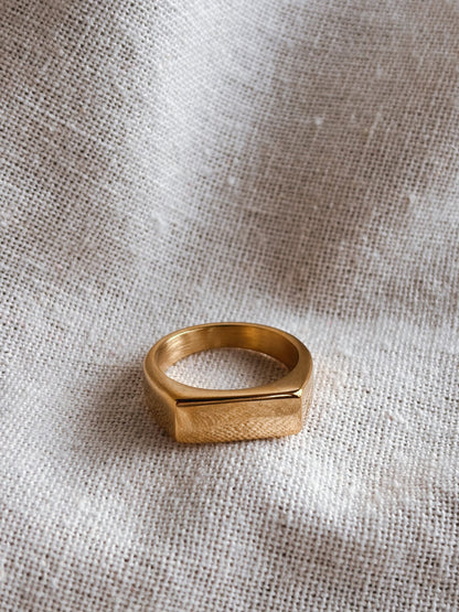 Siegel Ring rechteckig Gold (auch mit Gravur erhältlich)