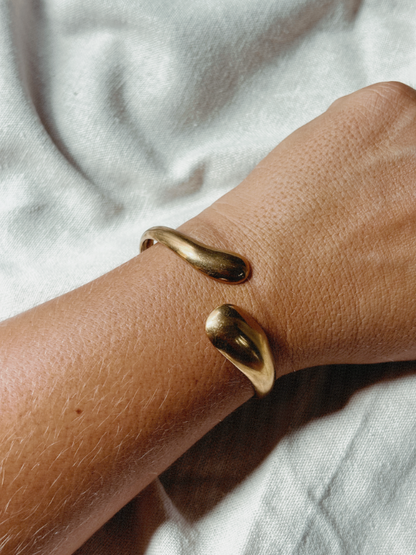 LINDA Armschmuck | Bracelet Gold