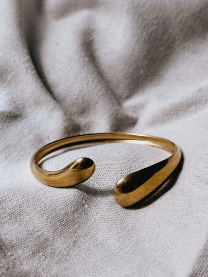LINDA Armschmuck | Bracelet Gold
