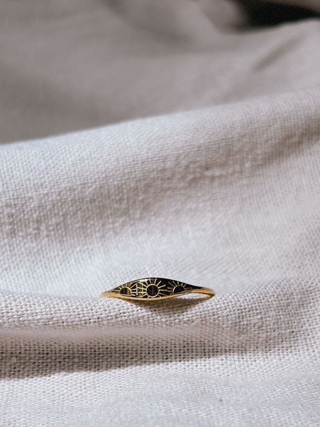 SUNONMYMIND Ring Gold