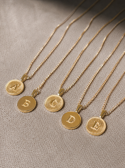 BUCHSTABEN Halskette | LETTER Necklace Gold