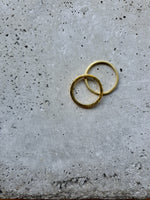 AYU thin GOLD hammered Ring Gold - The Santai Collection