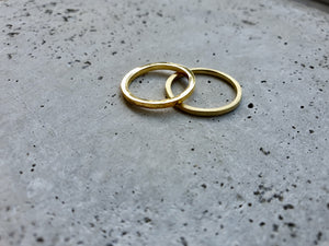AYU thin GOLD hammered Ring Gold - The Santai Collection