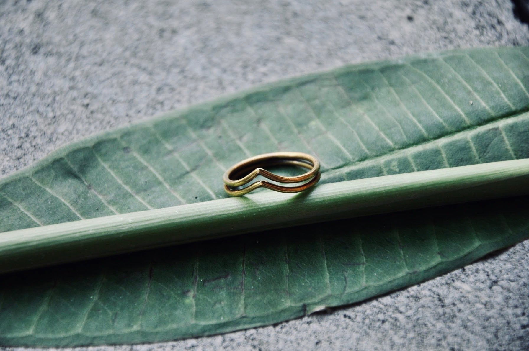 ARINI DOUBLE Ring Gold - The Santai Collection