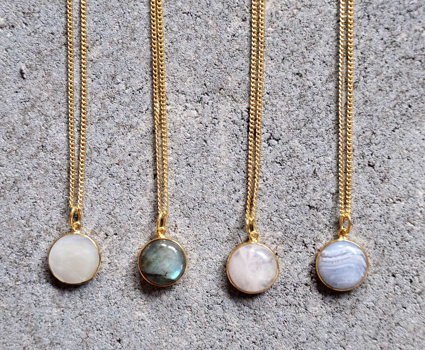 HANA Labradorit Halskette | Necklace Gold - The Santai Collection