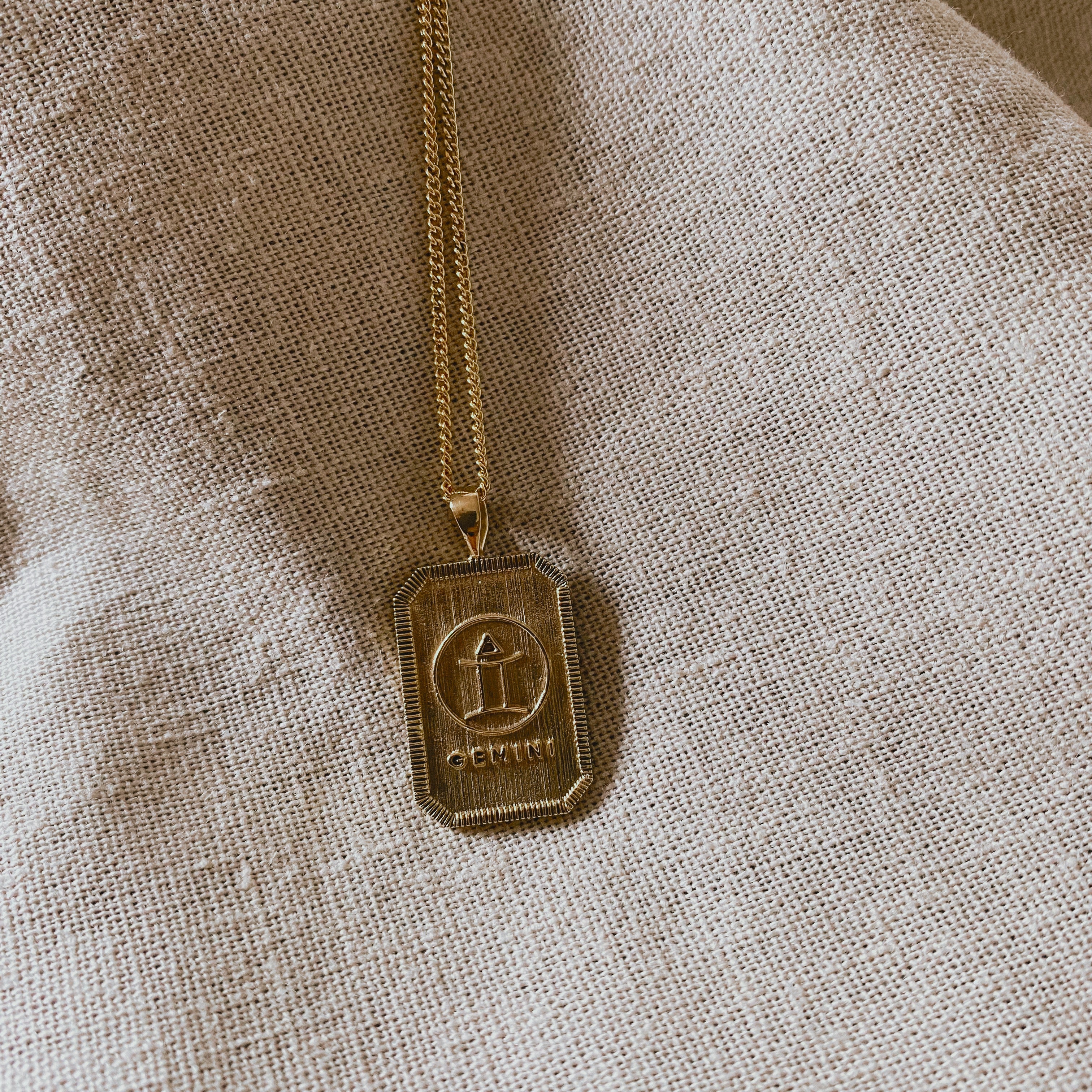 ZODIAC. Collection GEMINI | ZWILLING Halskette | Necklace Gold | Sternzeichen Kette