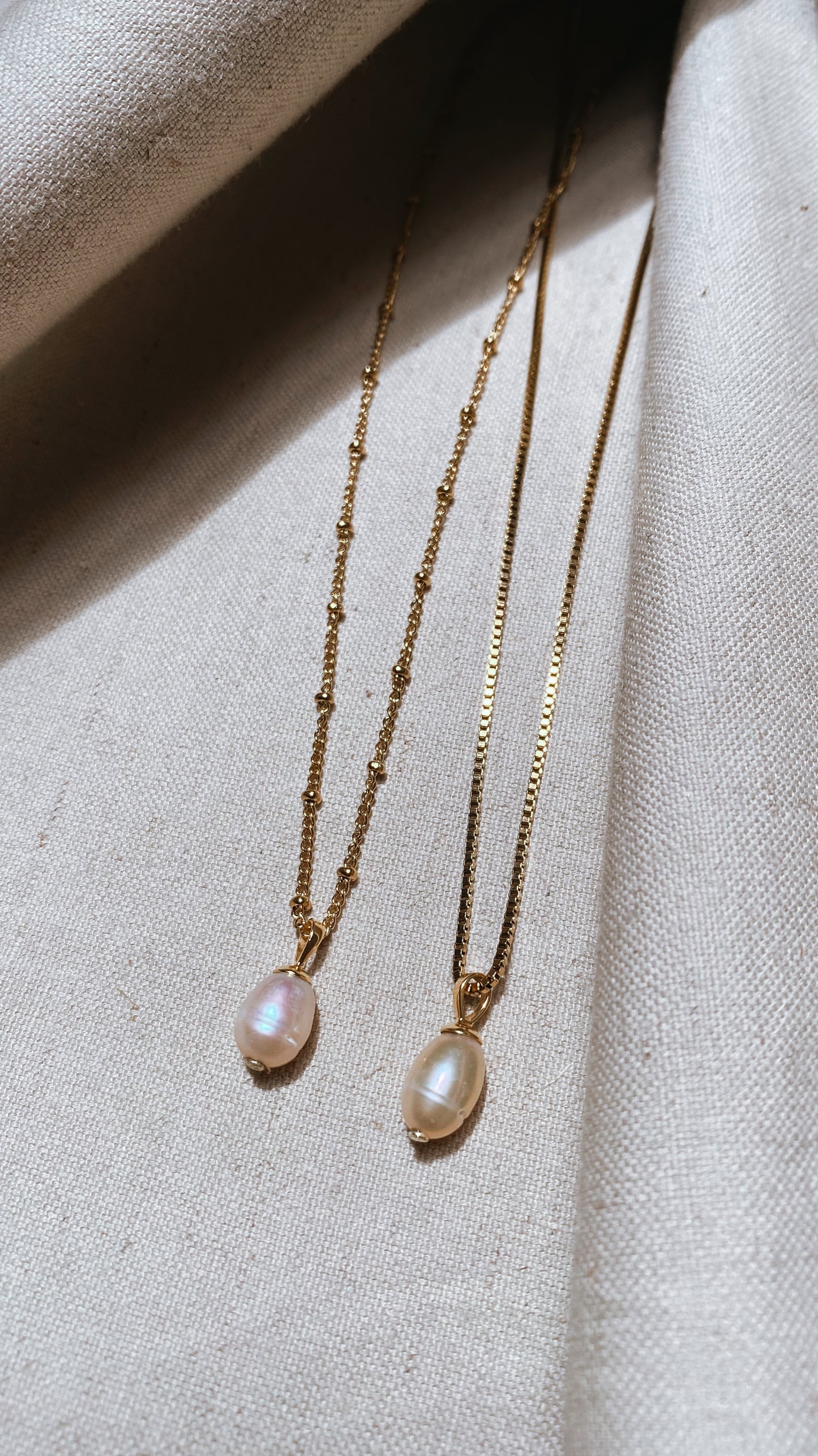 ELLE Flores Pearl Halskette | Necklace Gold