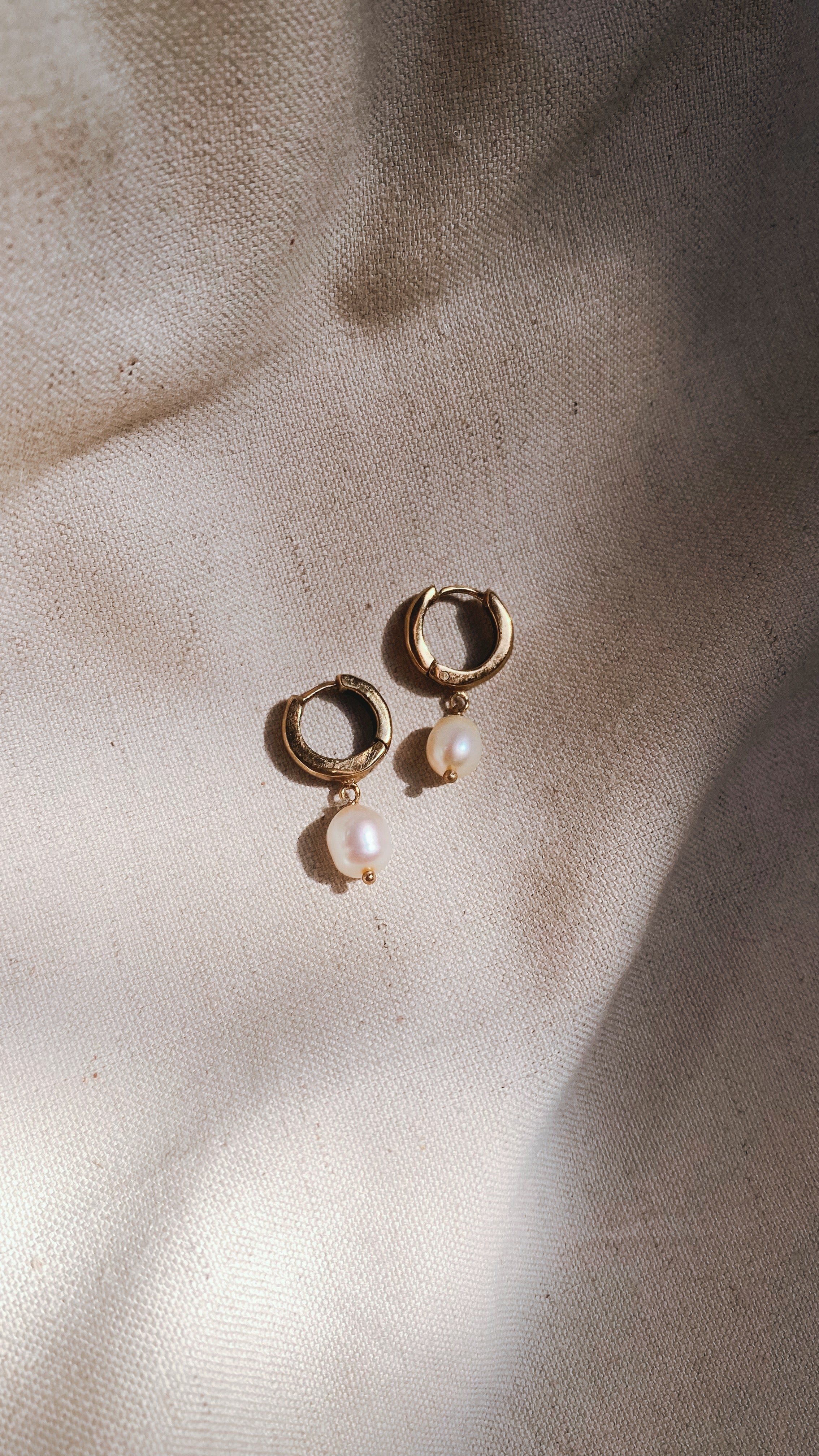 TIARA Ohrring Perle | Earring Pearl Gold