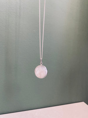 HANA PERLMUTT Halskette | Necklace Silver
