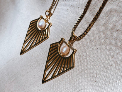 WAYANG Mutiara PINK FLORES PEARL Halskette | Necklace Gold