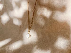 HANA Perlmutt Halskette | Necklace Gold