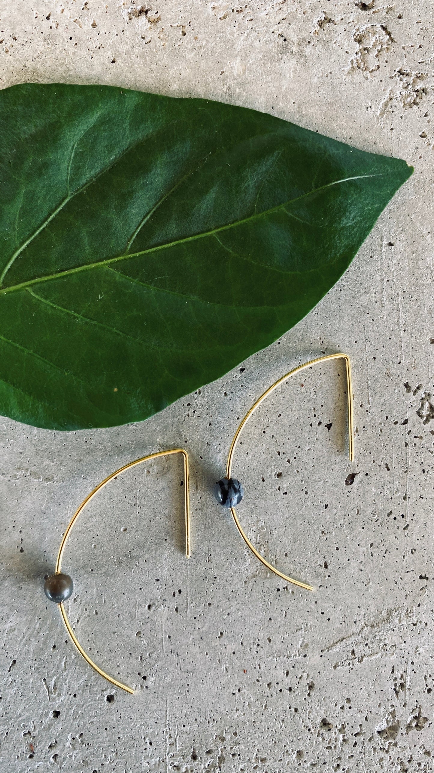 LIN Ohrring mit Stein | Earring Gold