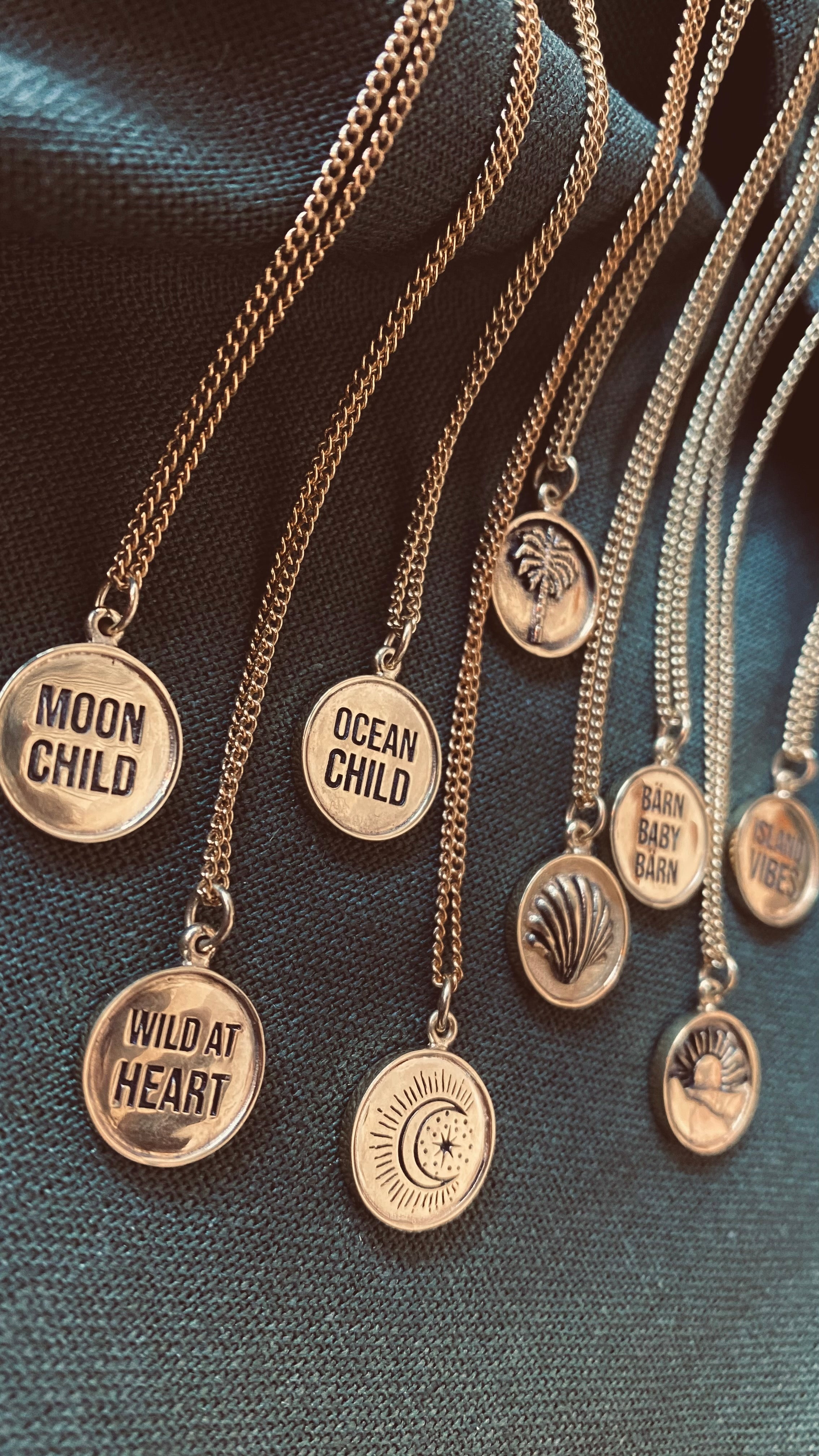 DREAMSEA. Collection | MOON CHILD Halskette | Necklace Gold