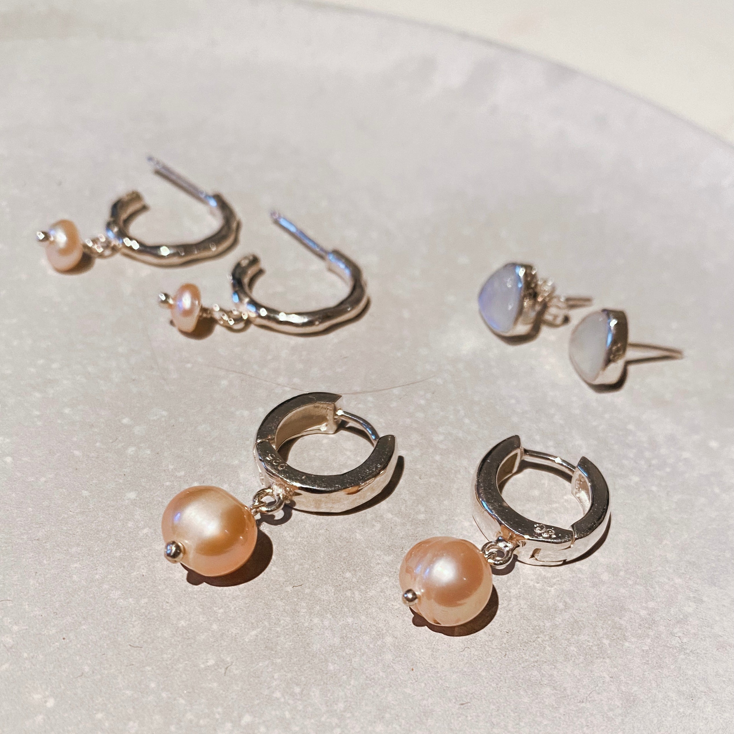 ARYA Perlmutt Ohrring | Earring Silver
