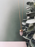 GITA Rosenquarz Halskette | Necklace Gold