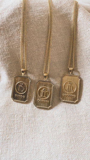 ZODIAC. Collection AQUARIUS | WASSERMANN Halskette | Necklace Gold | Sternzeichen Kette