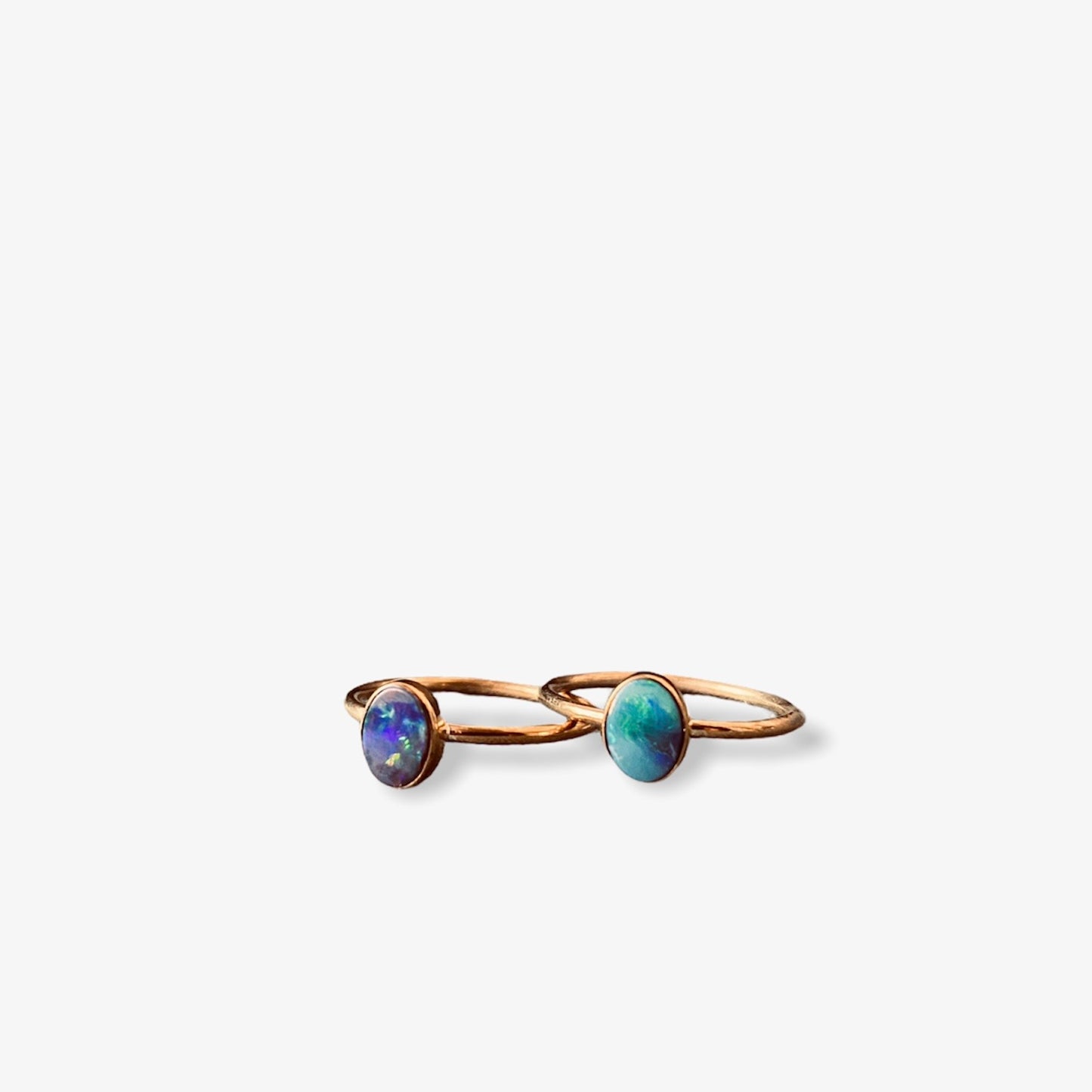 INDAH Australischer Opal Ring Gold