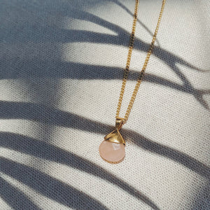 YUNITA PEACH MOONSTONE Halskette | Necklace Gold