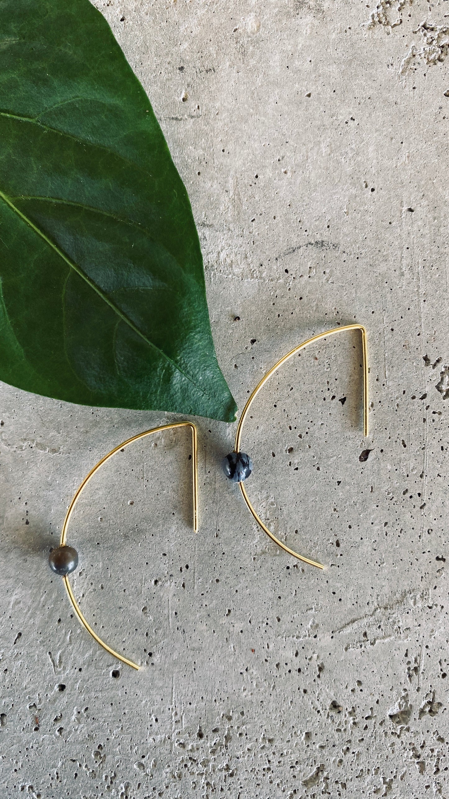 LIN Ohrring mit Stein | Earring Gold